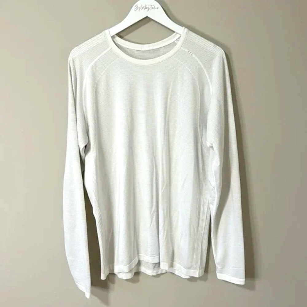 Lululemon Men's Metal Vent Tech White Cream Long Sleeve Top Sz XL